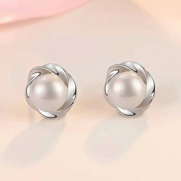Pearl Earrings Minimalist Simple Trendy Silver Classic Elegant Studs Formal NEW - Picture 2 of 3